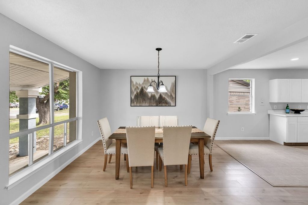2416 Glacier Street, Irving, TX 75062 — photo 5