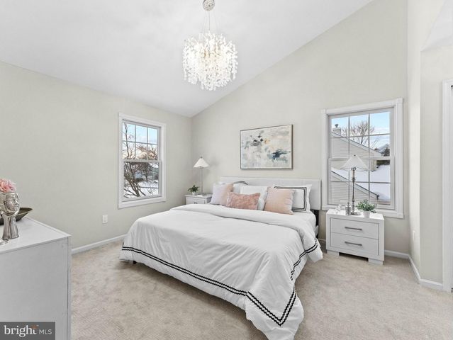 11 WHITEHAVEN DR, Lumberton, NJ 08048