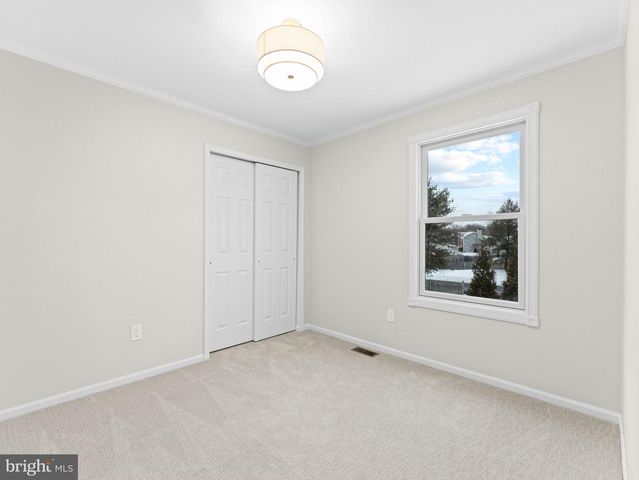 11 WHITEHAVEN DR, Lumberton, NJ 08048