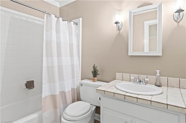 371 Hanover Arms Court, Winston-salem, NC 27104