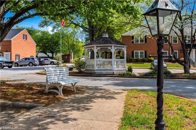 371 Hanover Arms Court, Winston-salem, NC 27104