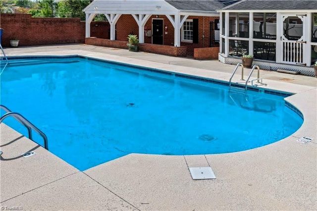 371 Hanover Arms Court, Winston-salem, NC 27104