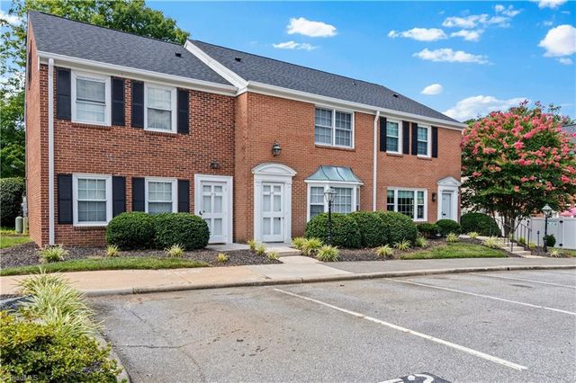 371 Hanover Arms Court, Winston-salem, NC 27104
