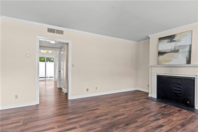 371 Hanover Arms Court, Winston-salem, NC 27104