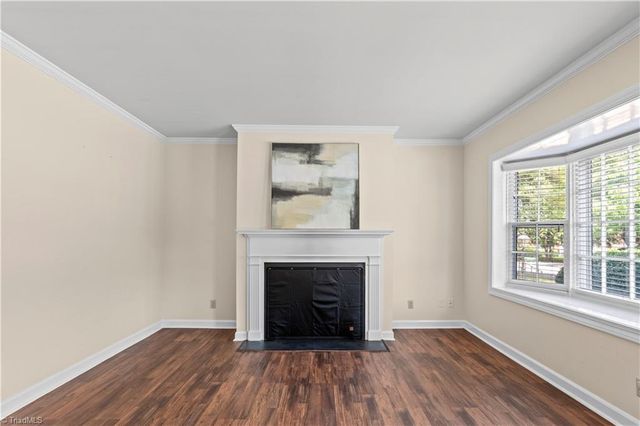 371 Hanover Arms Court, Winston-salem, NC 27104