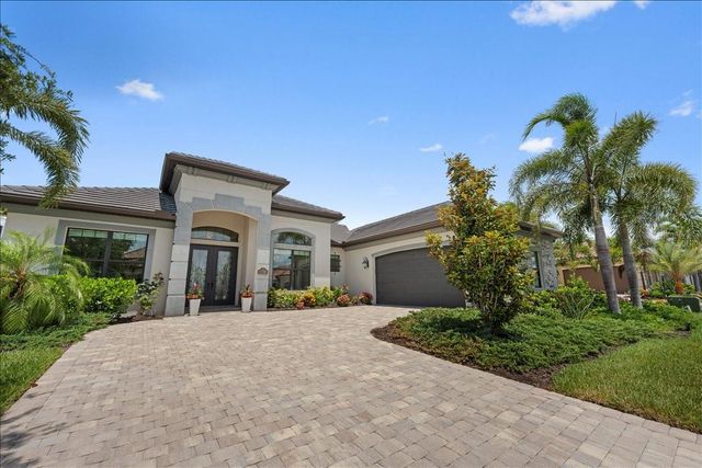 5732 MULLIGAN WAY, Lakewood Ranch, FL 34211