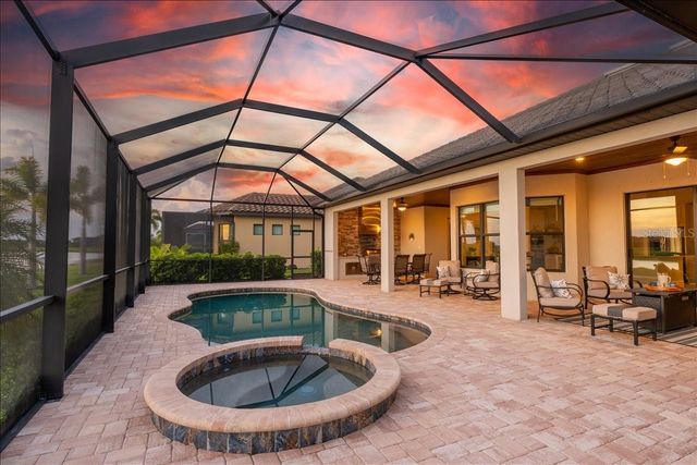 5732 MULLIGAN WAY, Lakewood Ranch, FL 34211
