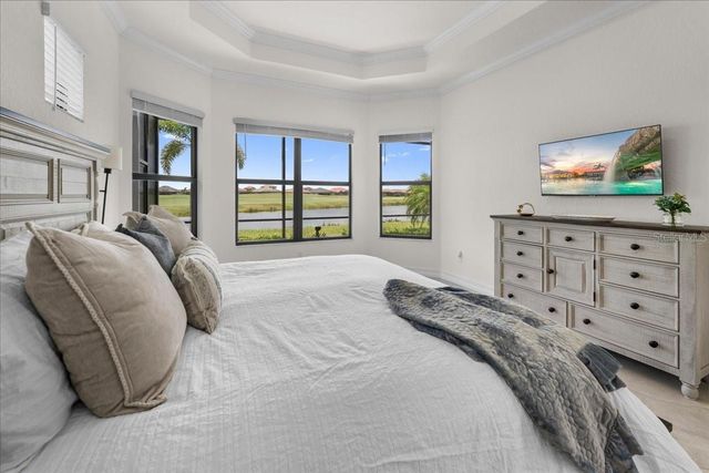5732 MULLIGAN WAY, Lakewood Ranch, FL 34211