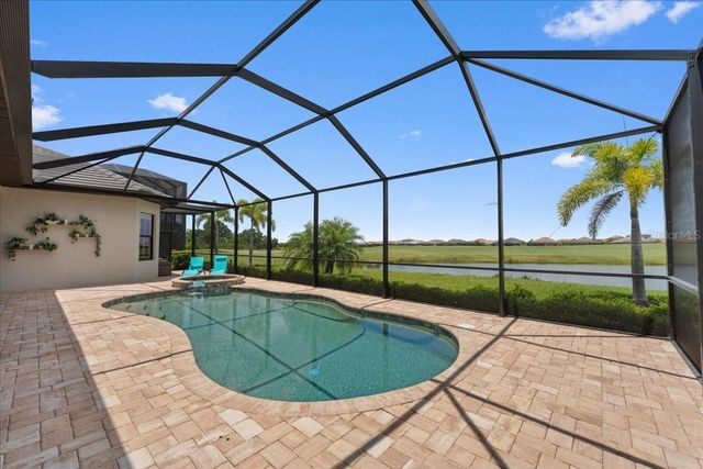 5732 MULLIGAN WAY, Lakewood Ranch, FL 34211