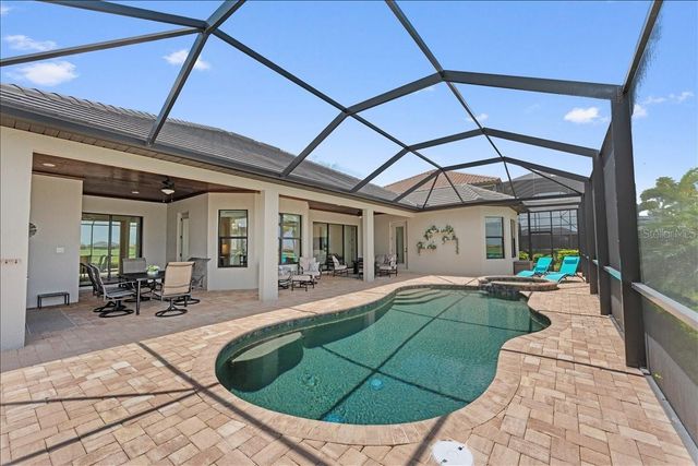5732 MULLIGAN WAY, Lakewood Ranch, FL 34211