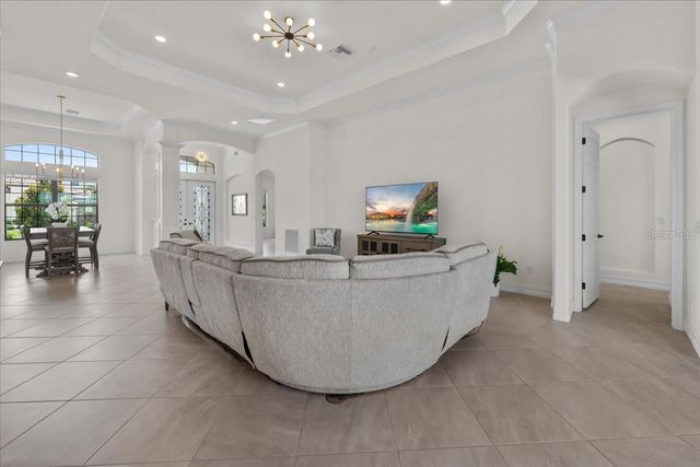 5732 MULLIGAN WAY, Lakewood Ranch, FL 34211