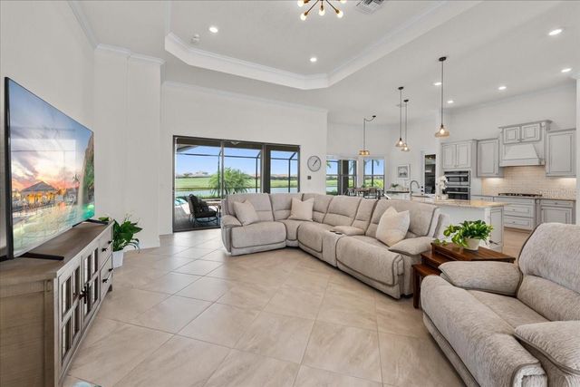 5732 MULLIGAN WAY, Lakewood Ranch, FL 34211