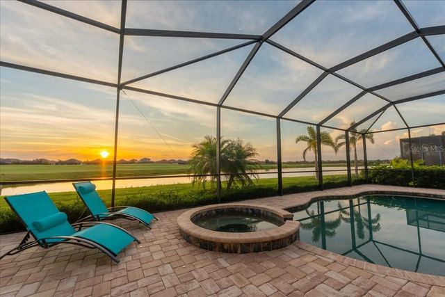 5732 MULLIGAN WAY, Lakewood Ranch, FL 34211