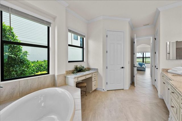 5732 MULLIGAN WAY, Lakewood Ranch, FL 34211