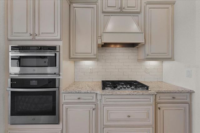 5732 MULLIGAN WAY, Lakewood Ranch, FL 34211
