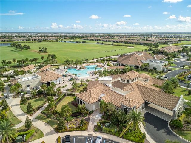 5732 MULLIGAN WAY, Lakewood Ranch, FL 34211