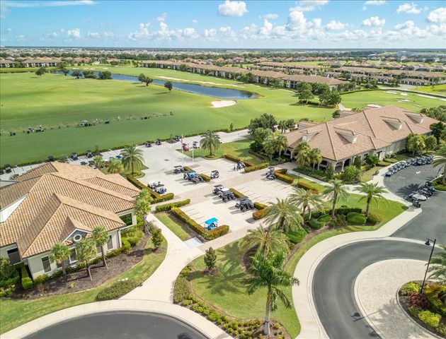 5732 MULLIGAN WAY, Lakewood Ranch, FL 34211