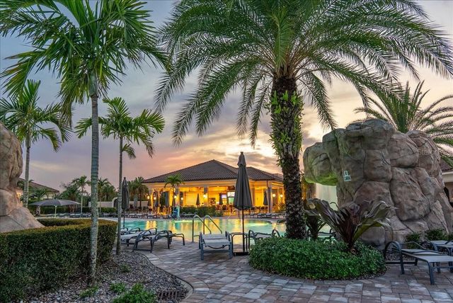 5732 MULLIGAN WAY, Lakewood Ranch, FL 34211
