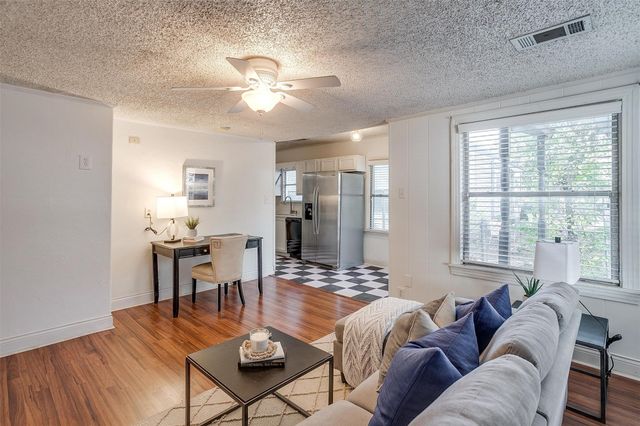 3824 Birchman Avenue, Fort Worth, TX 76107