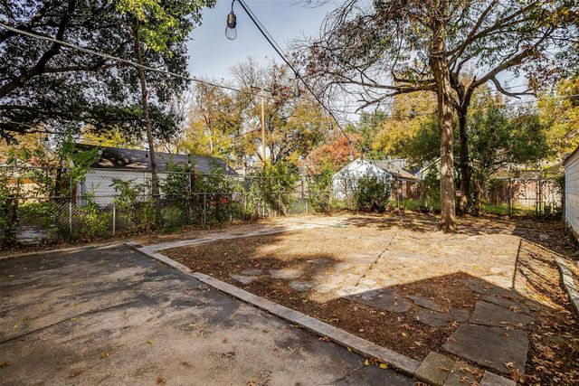 3824 Birchman Avenue, Fort Worth, TX 76107