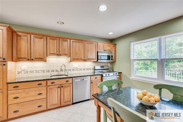 741 Decamp Drive, Hillsborough, NJ 08844