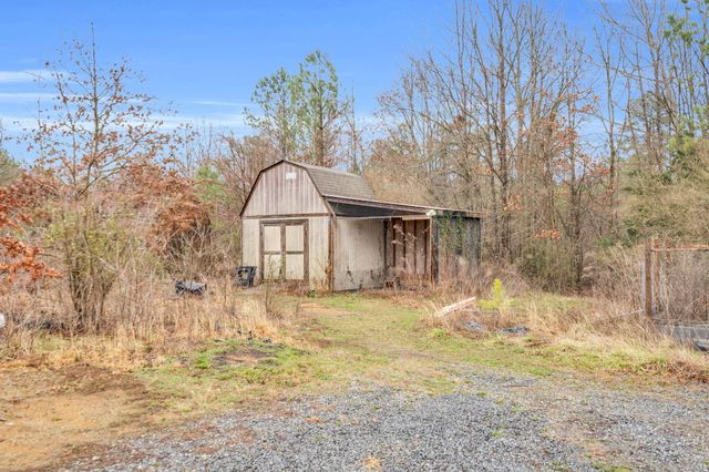 110 Moonshine Lane, Old Fort, TN 37362