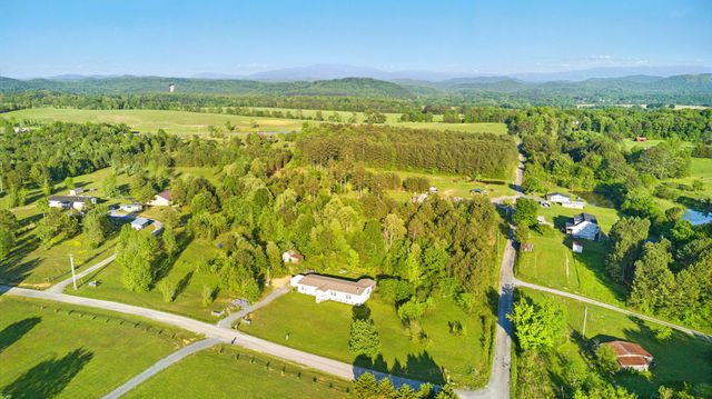 110 Moonshine Lane, Old Fort, TN 37362