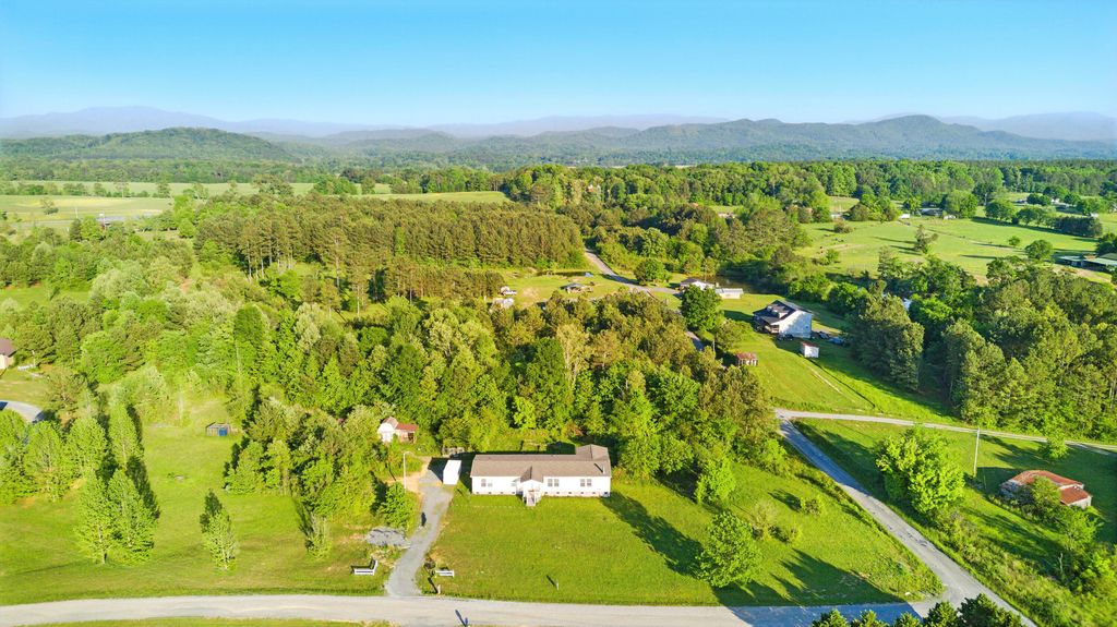 110 Moonshine Lane, Old Fort, TN 37362