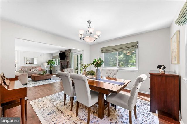 103 GROVE CIR, Chalfont, PA 18914