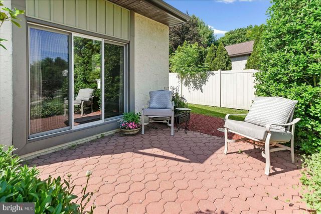 103 GROVE CIR, Chalfont, PA 18914