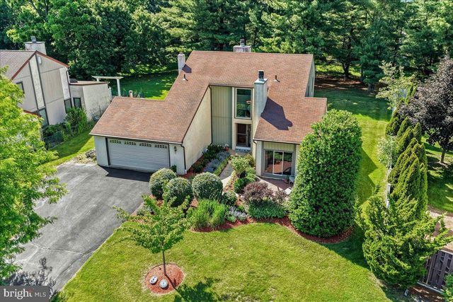 103 GROVE CIR, Chalfont, PA 18914