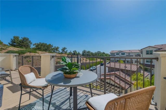 209 Niebla Lane, Mission Viejo, CA 92692