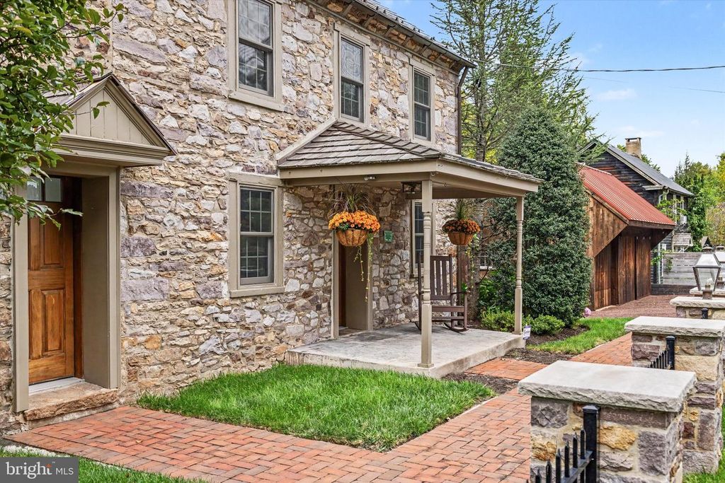 5951 CARVERSVILLE RD, DOYLESTOWN, PA 18902 — photo 2