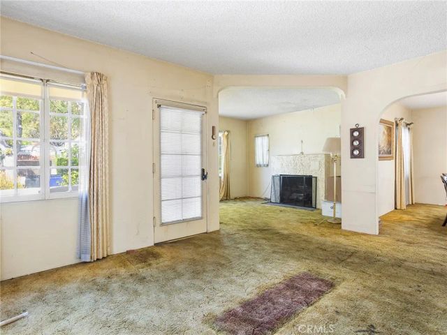 966 E Glenoaks Boulevard, Glendale, CA 91207