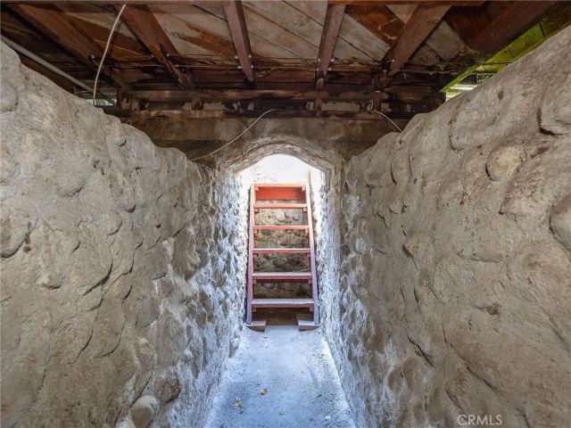 966 E Glenoaks Boulevard, Glendale, CA 91207