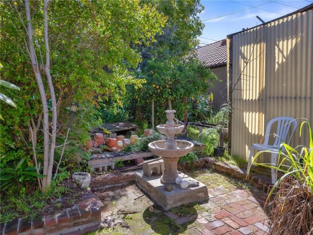 966 E Glenoaks Boulevard, Glendale, CA 91207