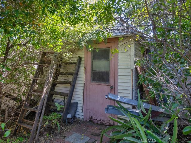 966 E Glenoaks Boulevard, Glendale, CA 91207