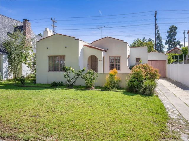 966 E Glenoaks Boulevard, Glendale, CA 91207