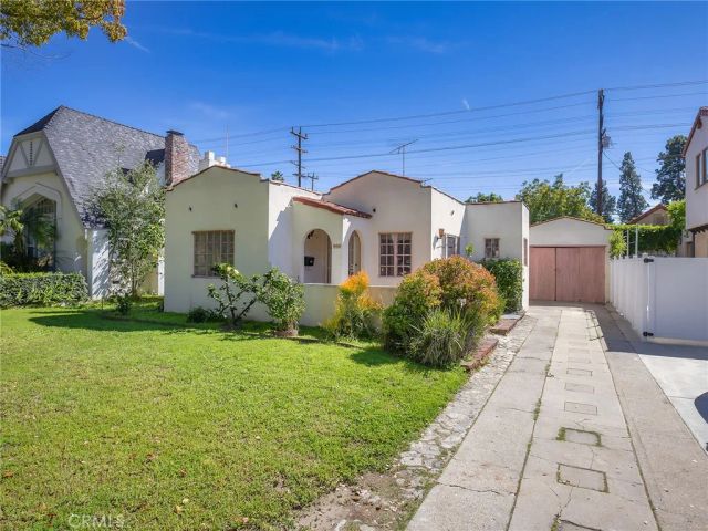 966 E Glenoaks Boulevard, Glendale, CA 91207