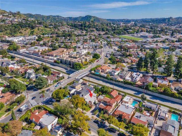 966 E Glenoaks Boulevard, Glendale, CA 91207