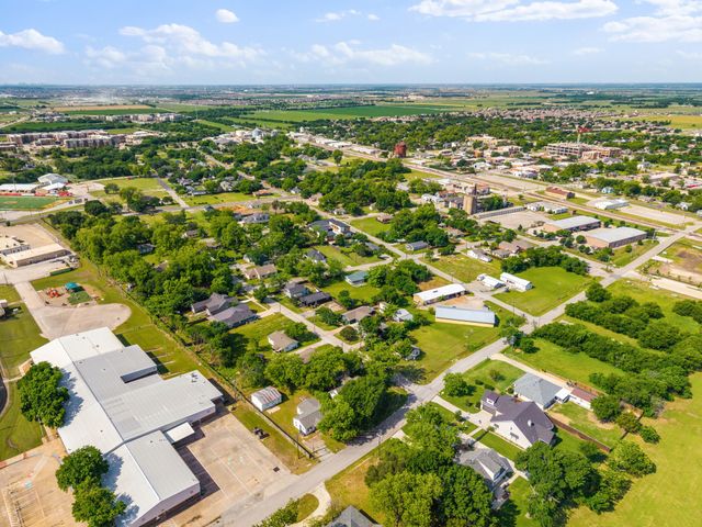 405 E Maple Street, Celina, TX 75009