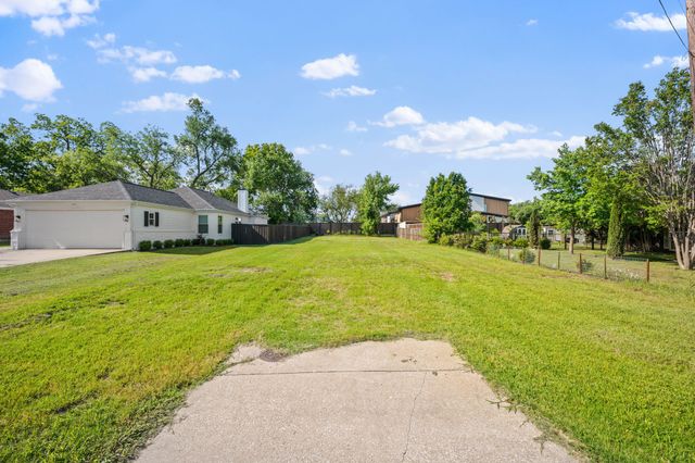 405 E Maple Street, Celina, TX 75009