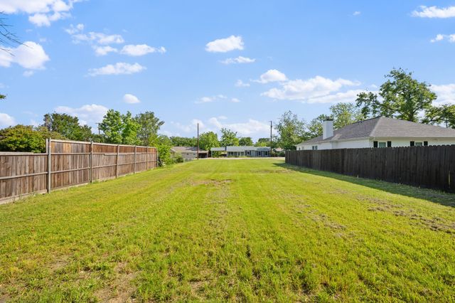 405 E Maple Street, Celina, TX 75009
