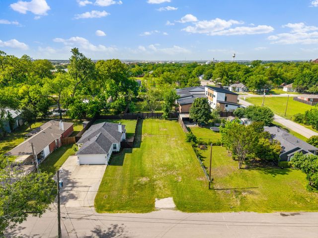 405 E Maple Street, Celina, TX 75009