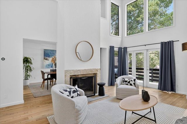 97 Clarewood Ln, Oakland, CA 94618