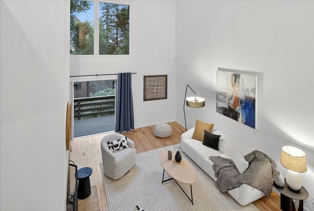 97 Clarewood Ln, Oakland, CA 94618