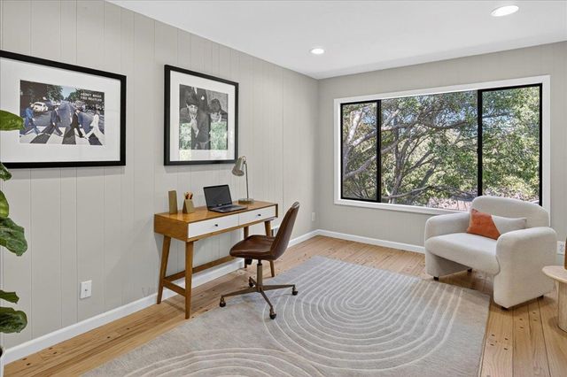 97 Clarewood Ln, Oakland, CA 94618