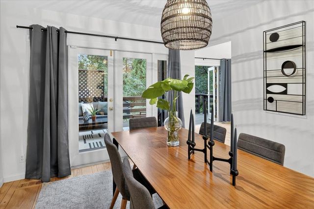 97 Clarewood Ln, Oakland, CA 94618