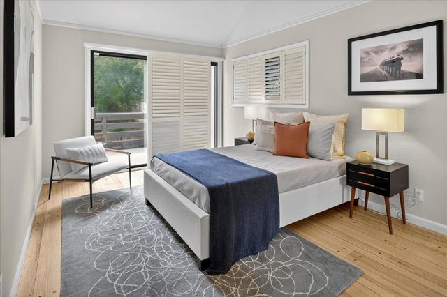 97 Clarewood Ln, Oakland, CA 94618