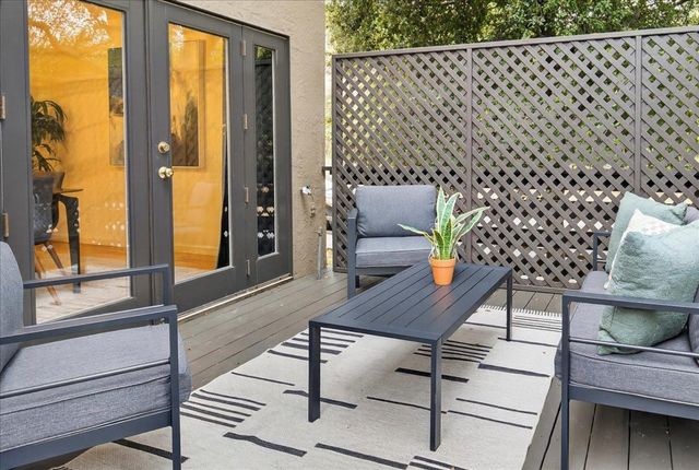 97 Clarewood Ln, Oakland, CA 94618